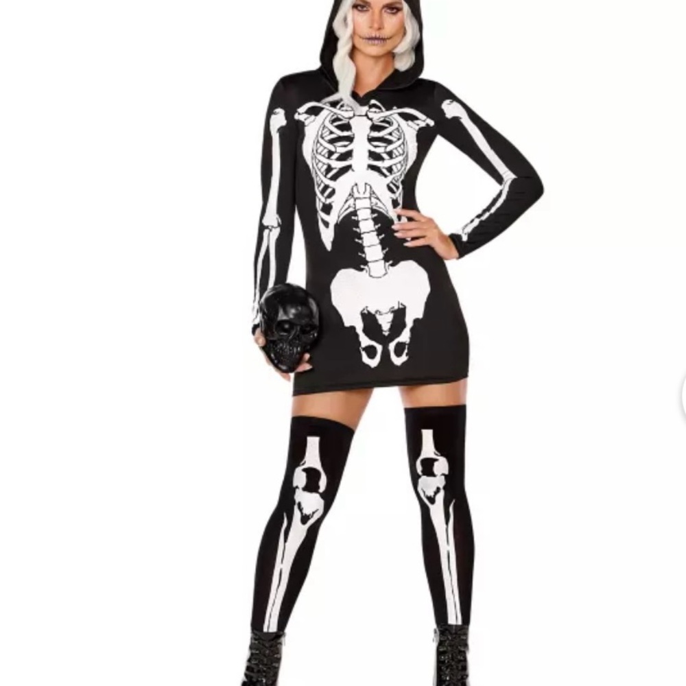 Spirit Black and White Skeleton Dress size 2/4